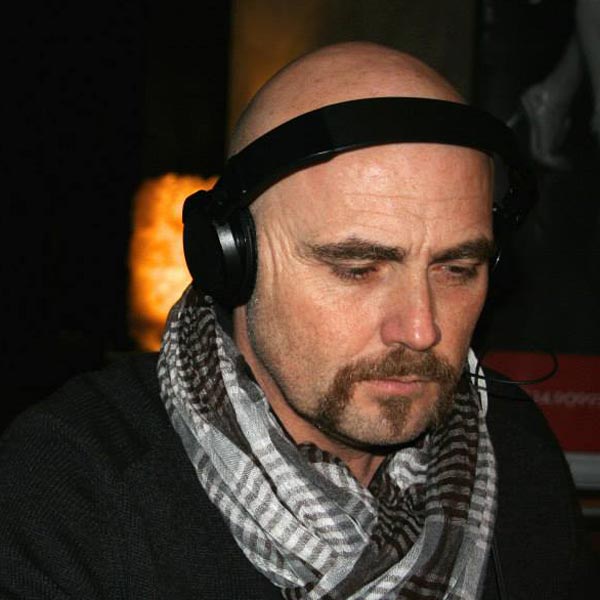 Al momento stai visualizzando Milonga con DJ Esteban